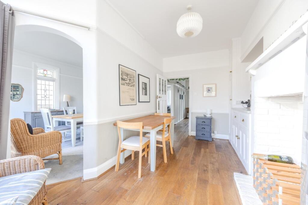 Breakfast Room