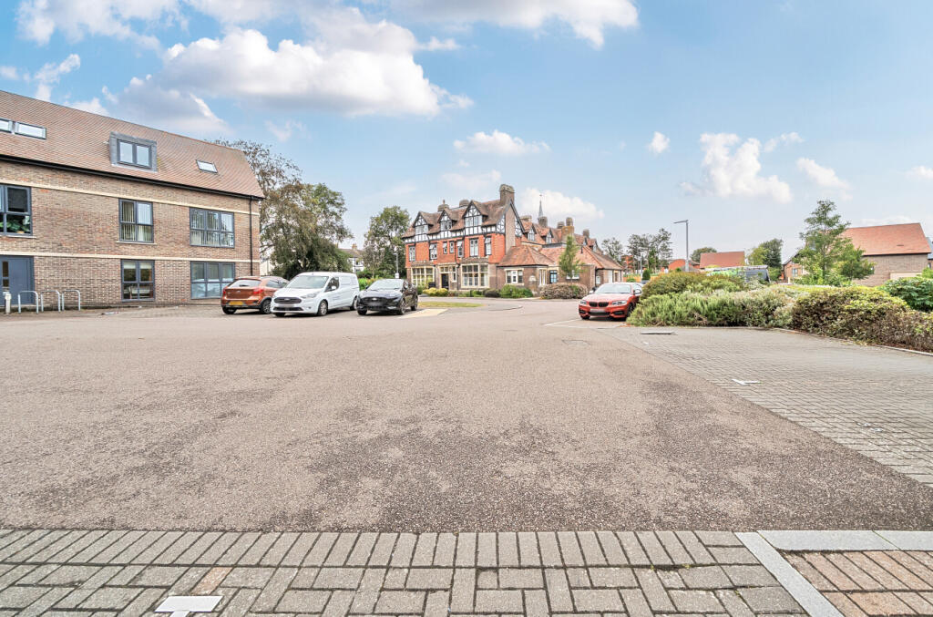 1345127-4-68af2bd...