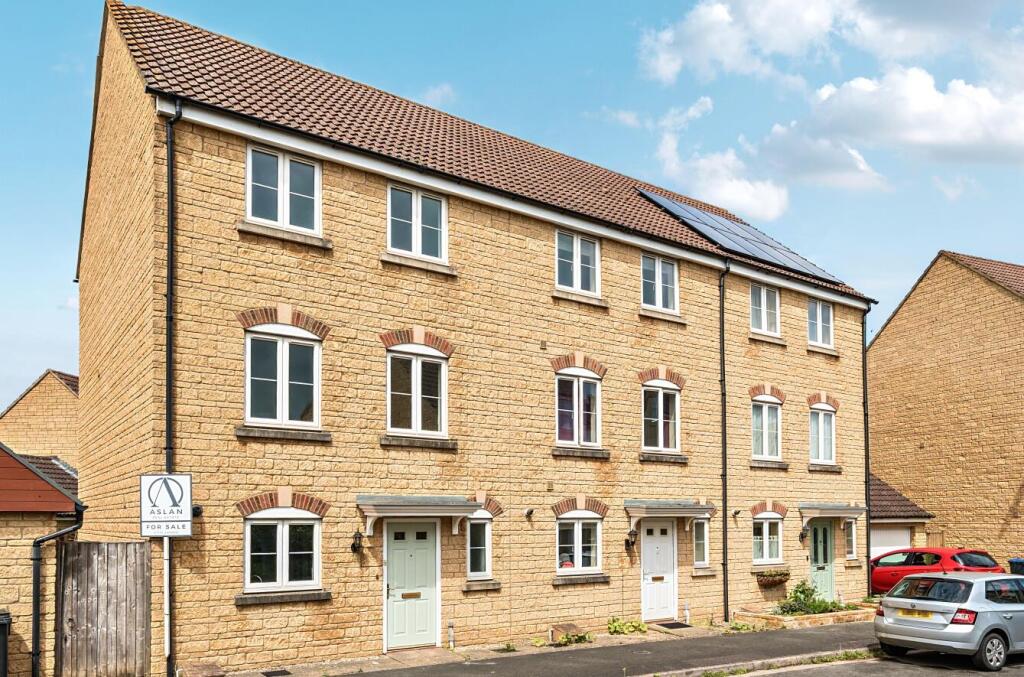 Avenue De Gien, Malmesbury, SN16