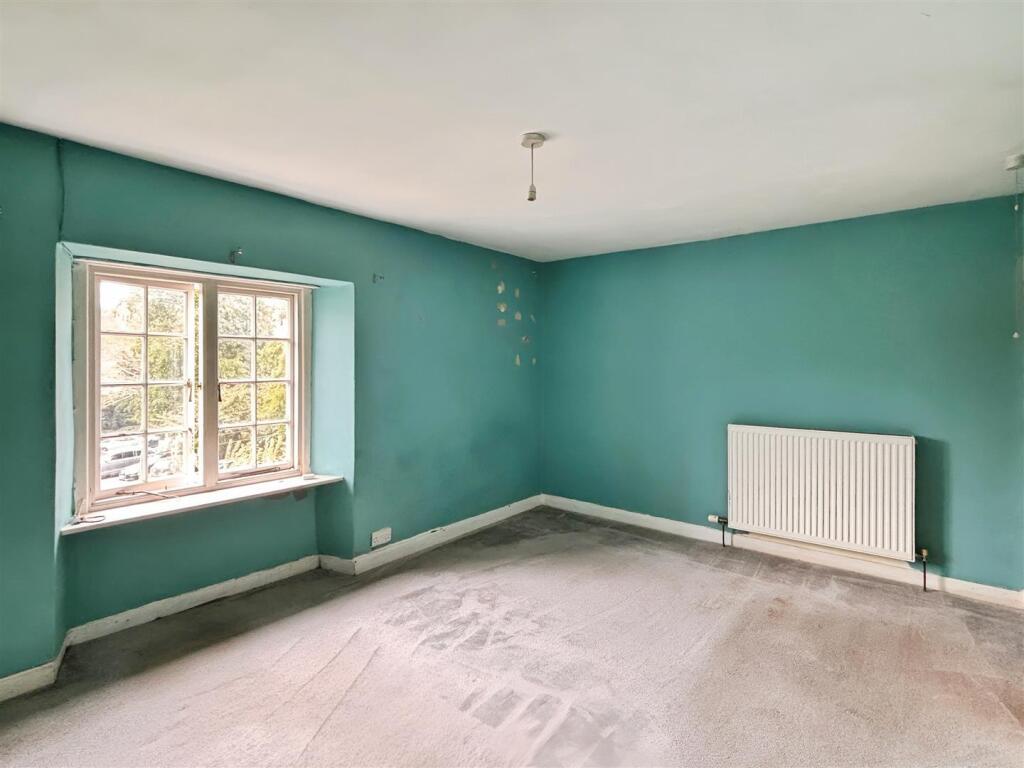Bedroom Two (1).JPG