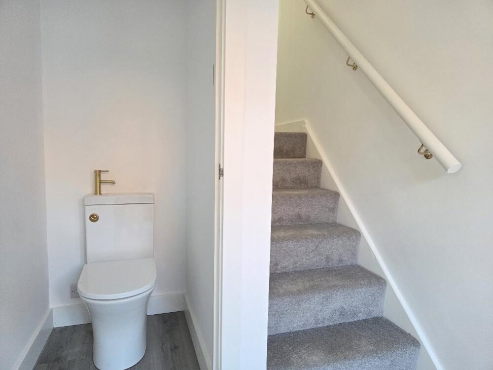 20250922_095650_resized