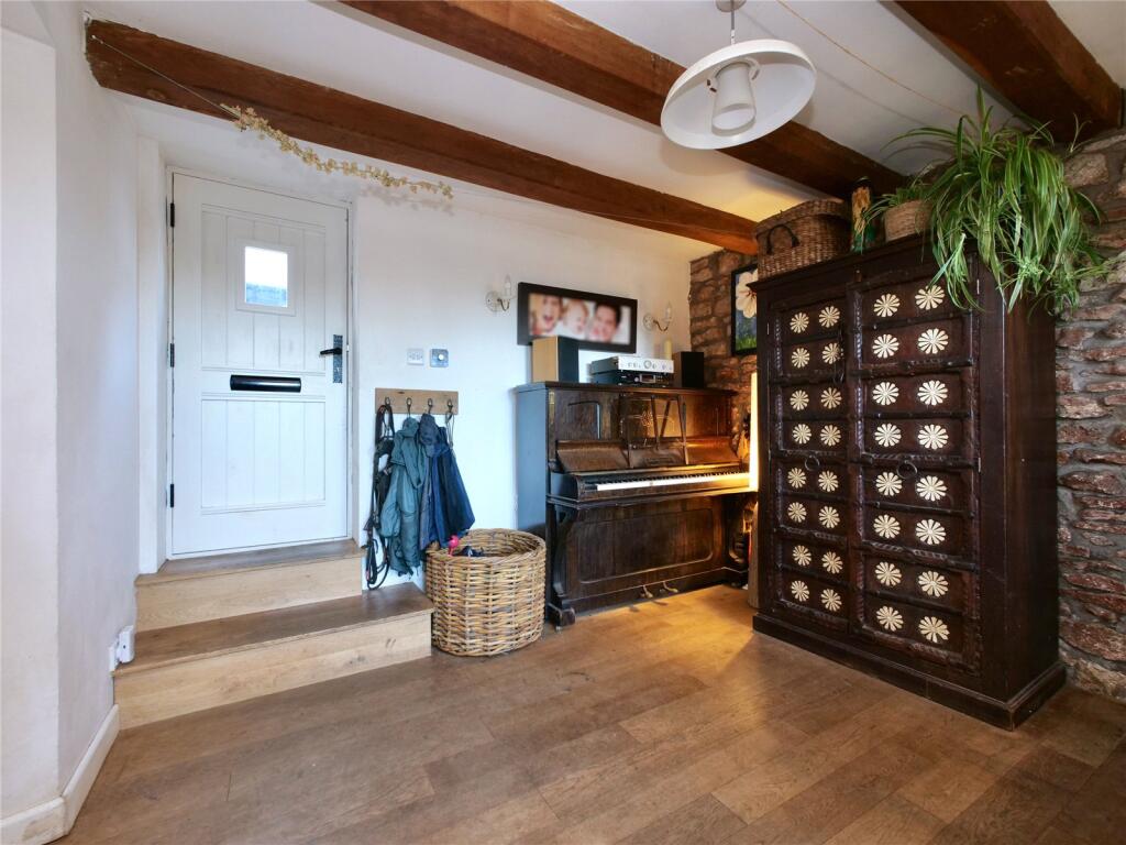 Entrance Hall/Study