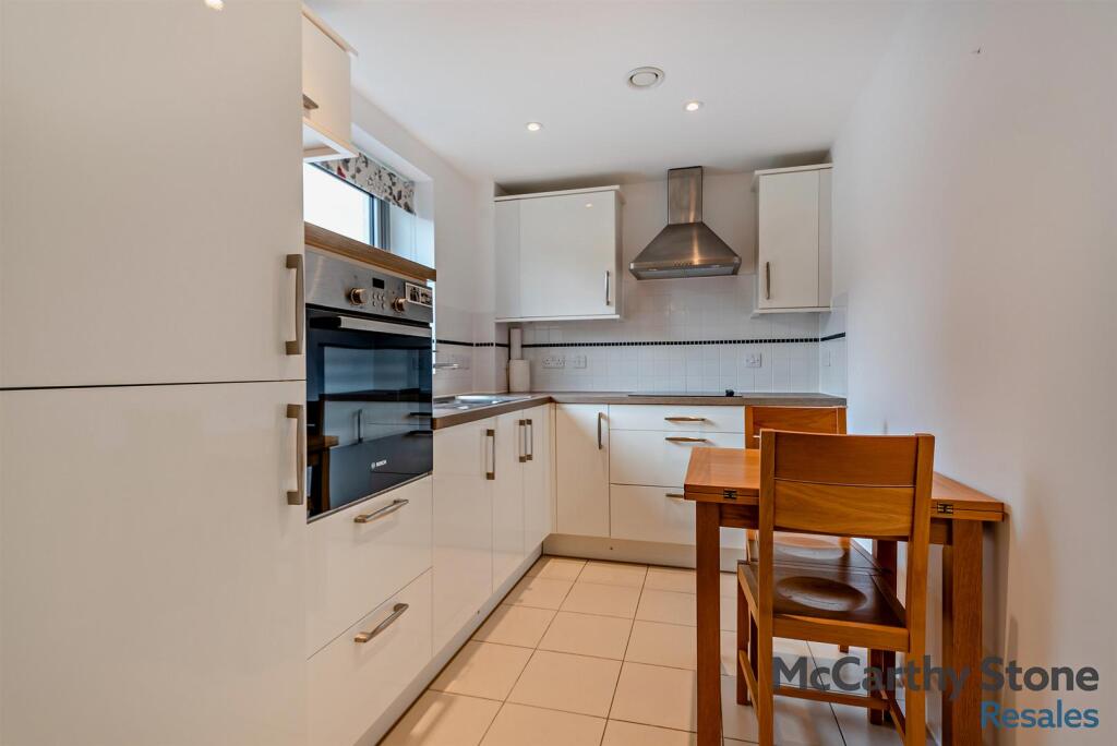 8668022-interior14-800.jpg