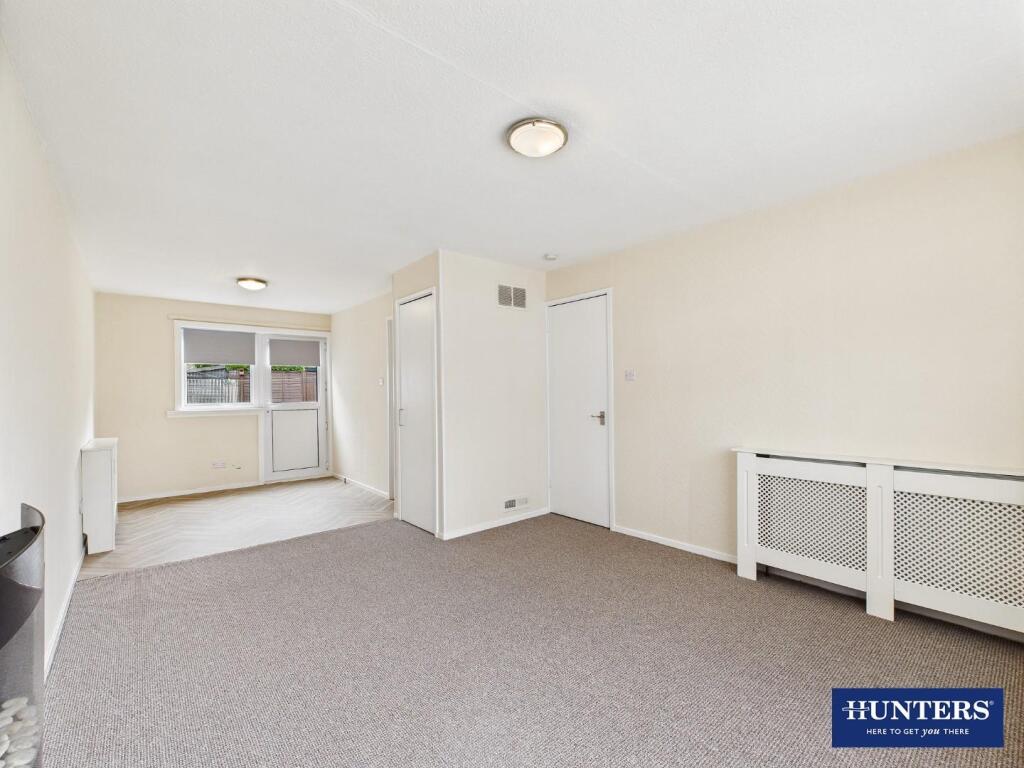 Living Room &amp; Dining Room