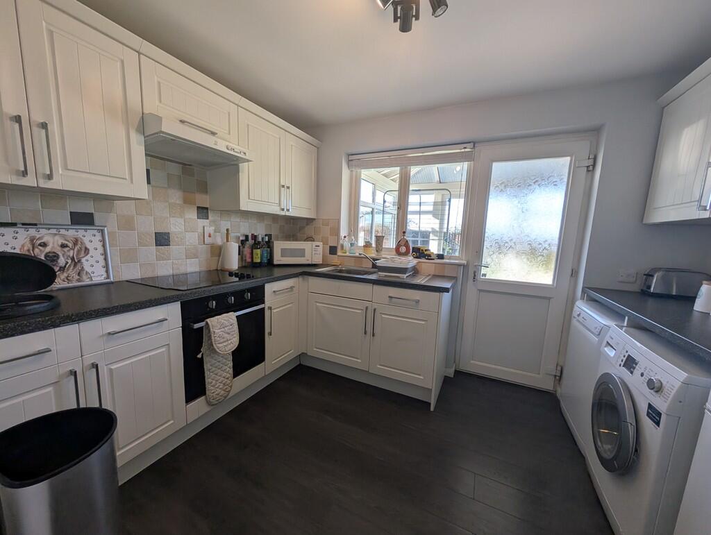 PXL_20251024_1108...