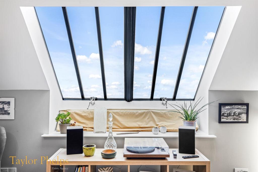 Internal-4.jpg
