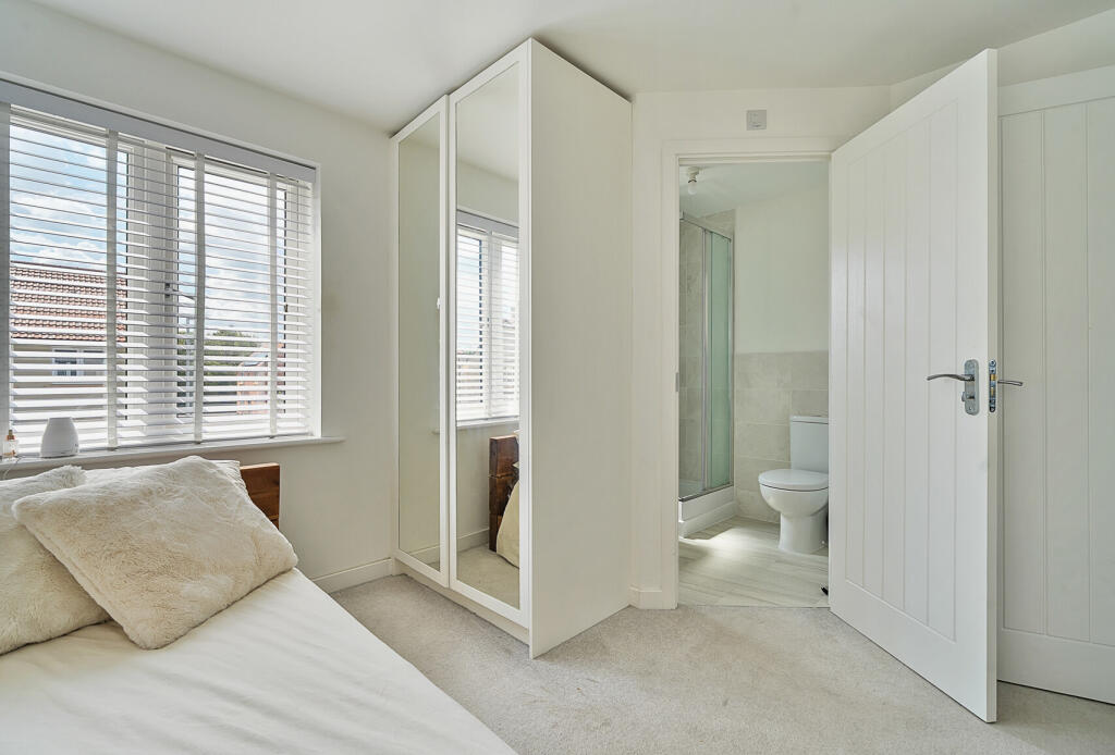 1324930-16-68875d...