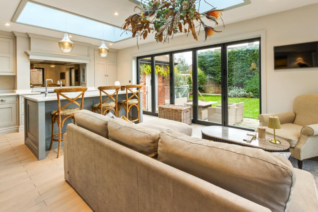 Living/Kitchen