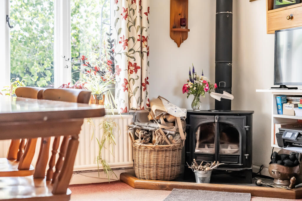 1316505-16-686eb9086fcc7