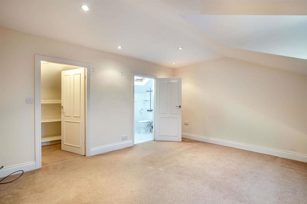 8531347-interior15-800.jpg