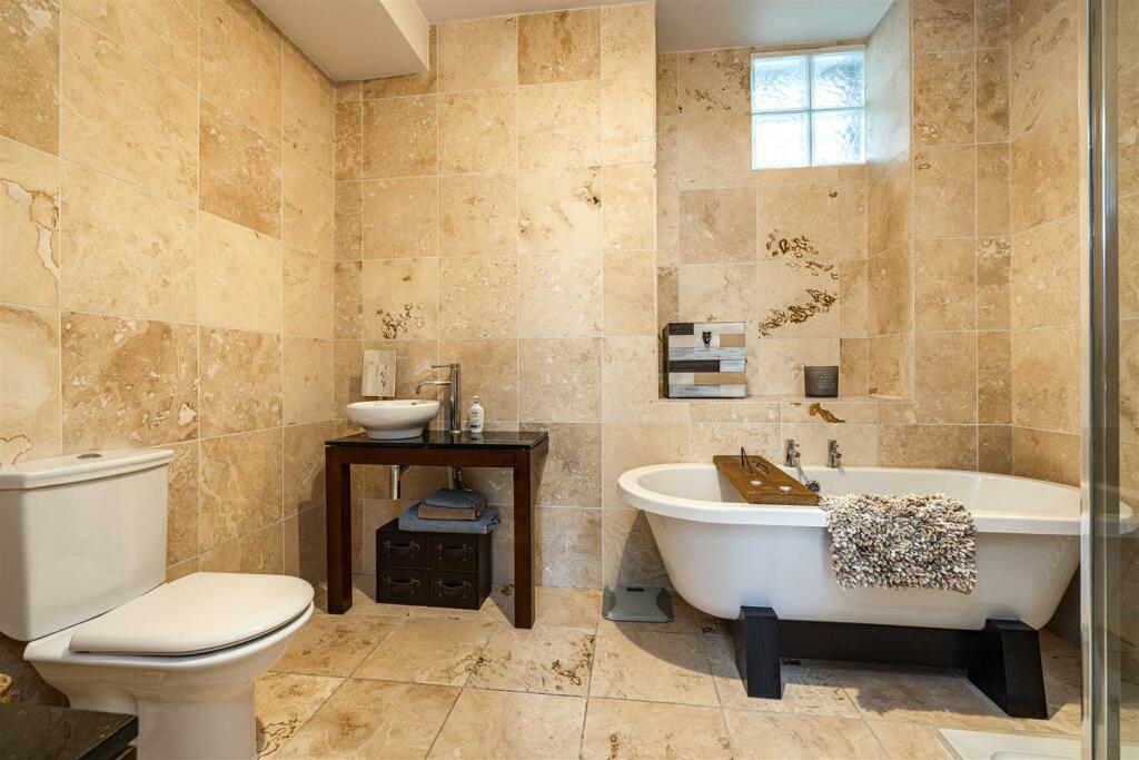 2 Heatherlie Terrace Selkirk 57.JPG
