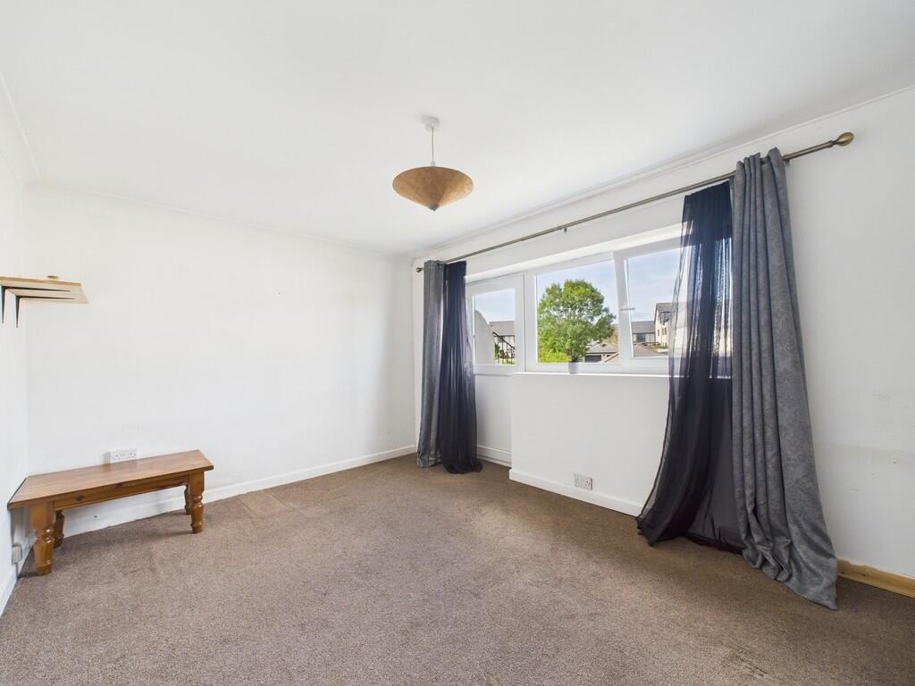 CAM02089G0-PR0562...