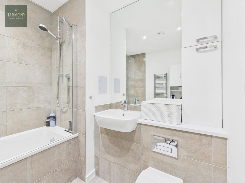 Main Bathroom