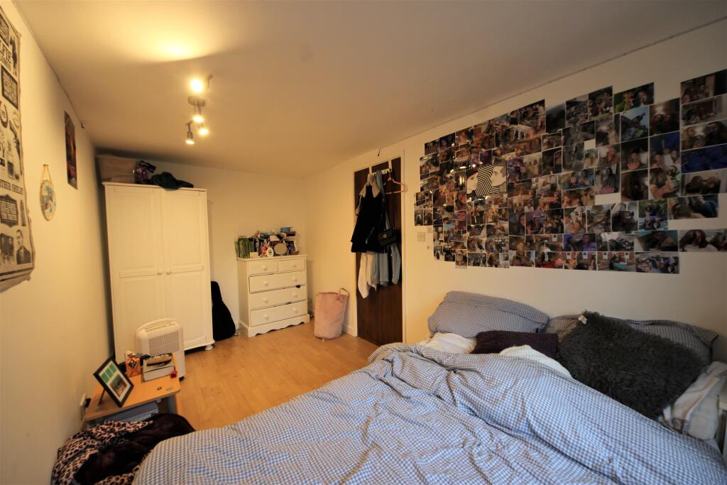 Bedroom 5