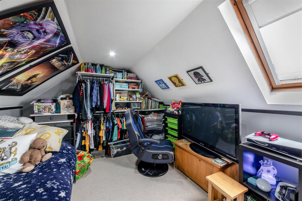8636446-interior19.jpg