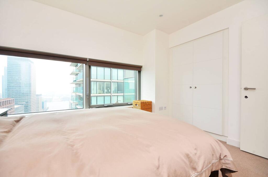 Landmark West Tower, Canary Wharf, London, E14