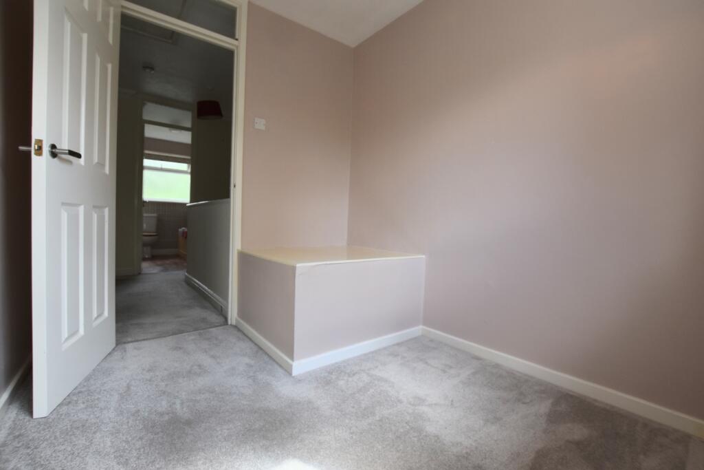 39 Carroll Close small bedroom