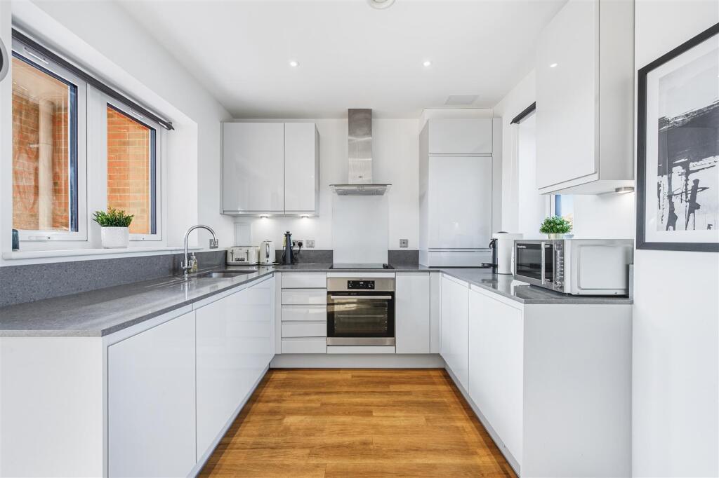 7, Renoir House-6.jpg