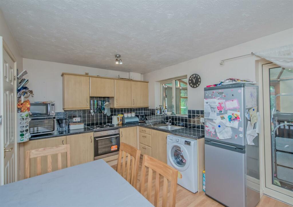 Fitted Dining Kitchen: