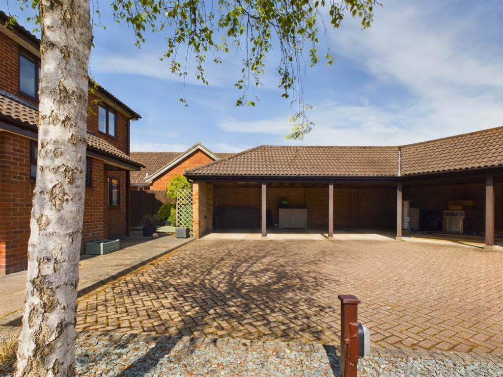 CARPORT