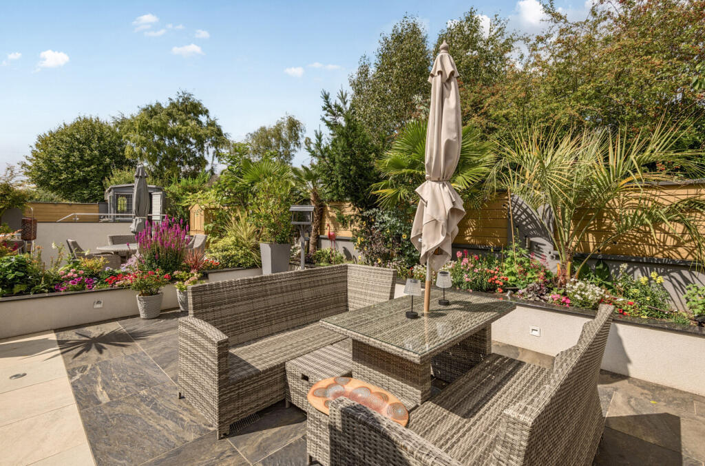 1341634-21-689e22...