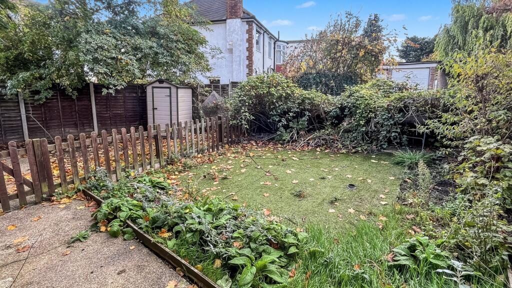 77 Grangehill Road, Eltham, London, SE9 1SF