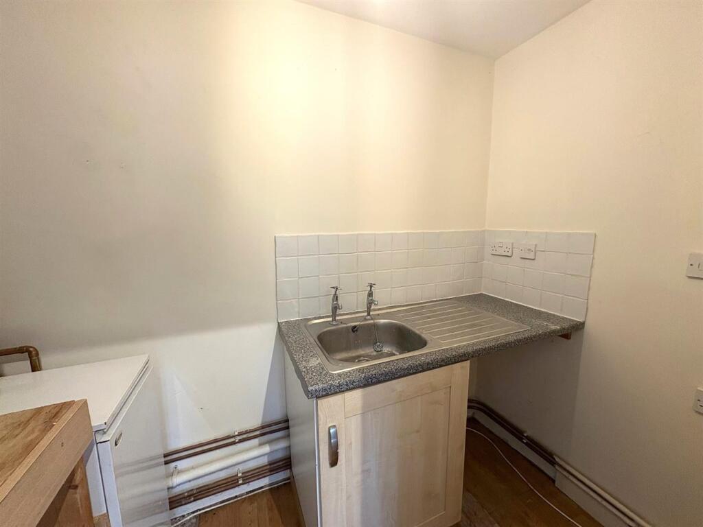 Utility Room.jpg
