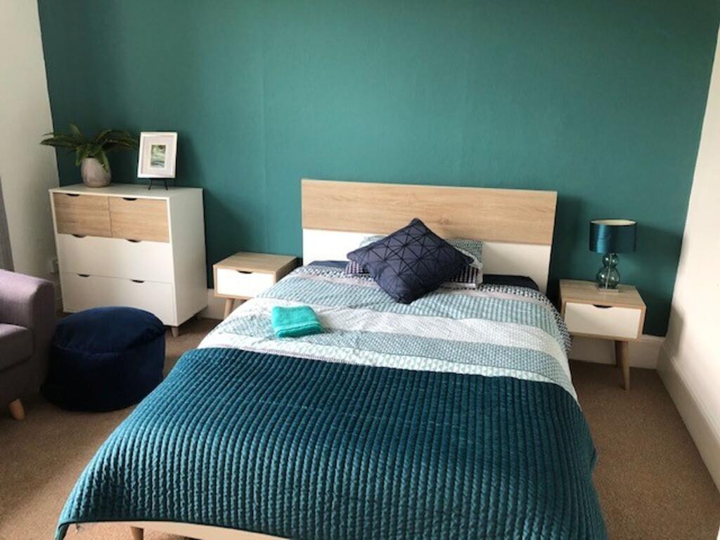 Room 6