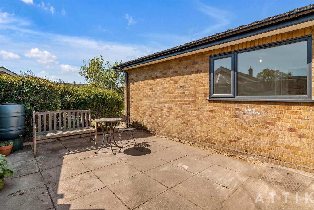 1 Prince Andrews Close, Norwich, NR66XH (24).jpg