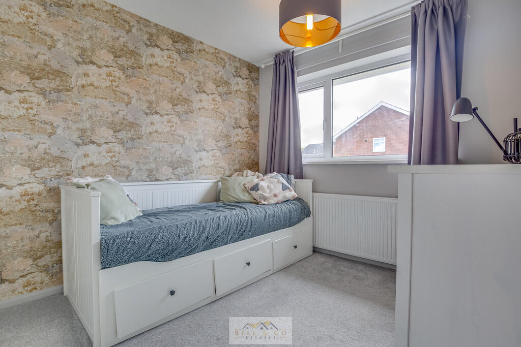 Bedroom 2.1