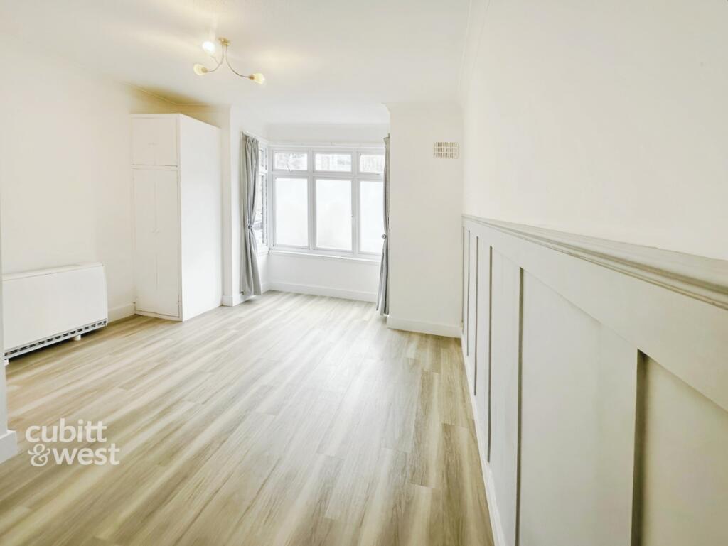 1 34 Highfield Ro...