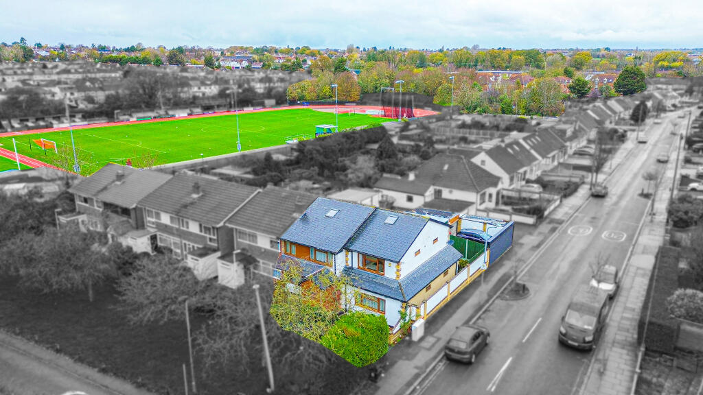 Bridge Avenue, Upminster, RM14