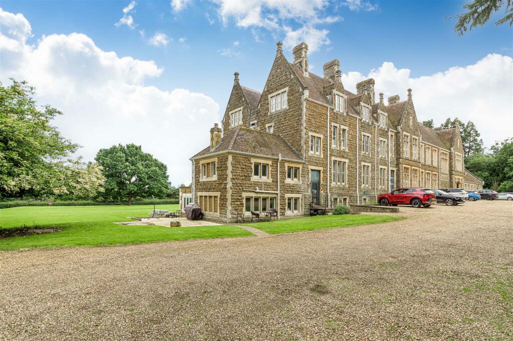 The Maples, Flat 7 Whilton Lodge [HIGHres] 001.jpg