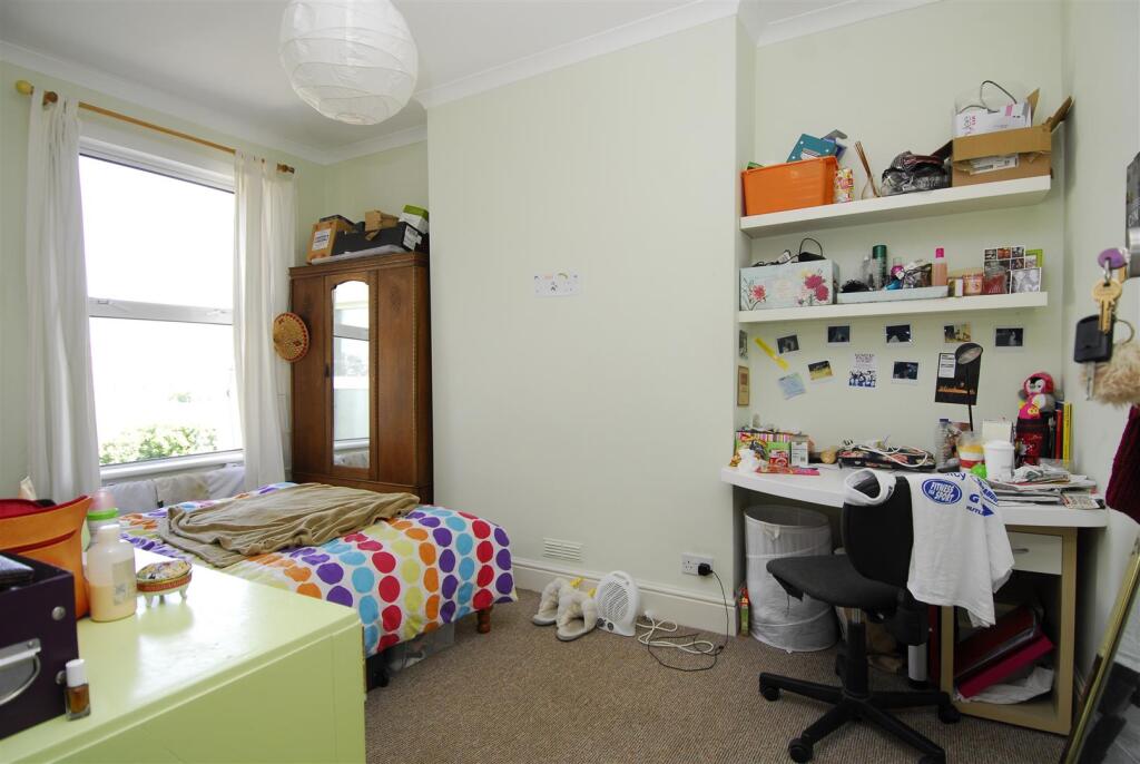 30HoldsworthSt005.JPG