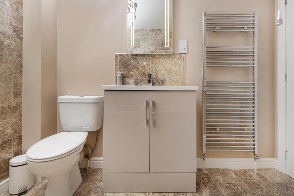 Bramleys Estate Agents - Dewsbury Road - Elland (3
