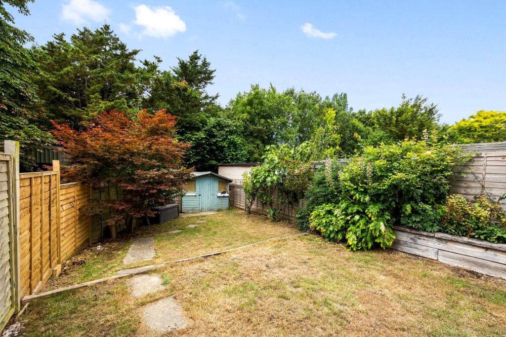 Hangleton Road 6 GARDEN LAWN.jpeg