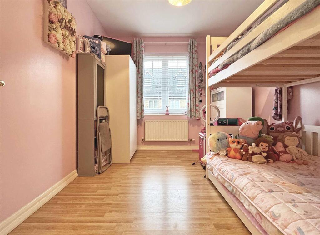 Bed 2b.jpg