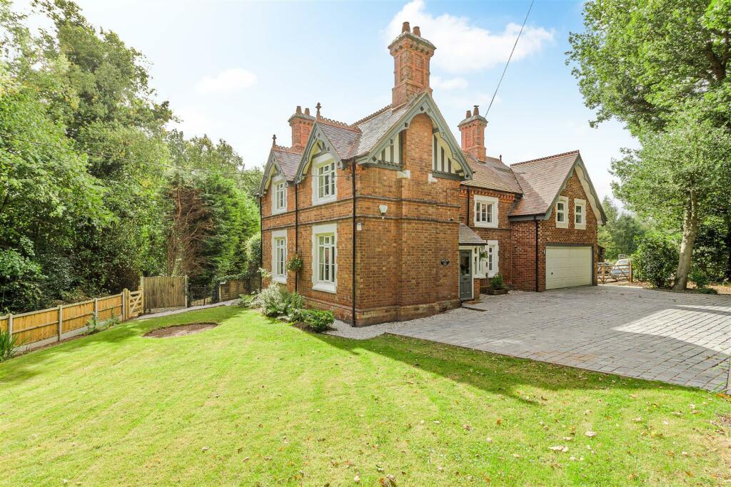 Monks Park Lane, Mancetter