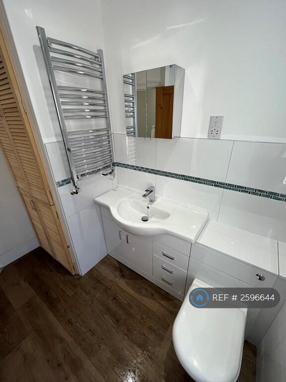 Bathroom Vanity Area