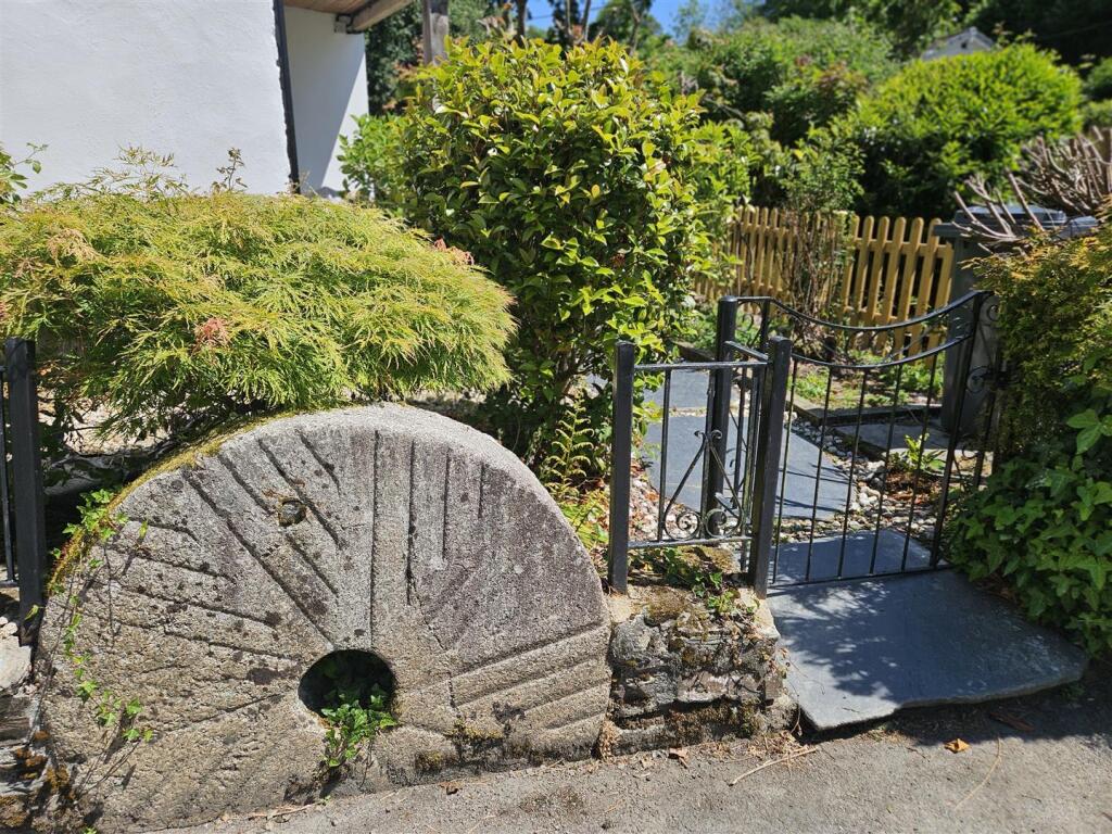 Rear entrance gate.jpg