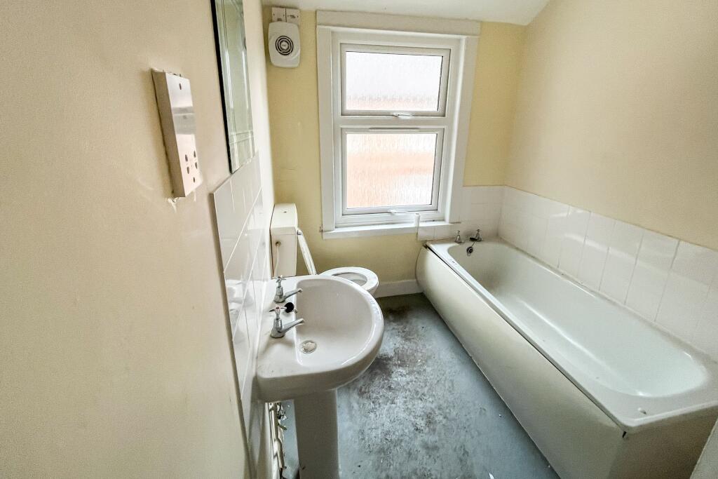 Flat 3, 7 St. Augustines Road, Bedford, Bedfordshire, MK40 2NB