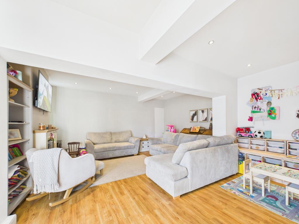 Living / Dining Room