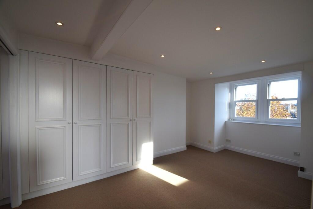 bedroom4.1