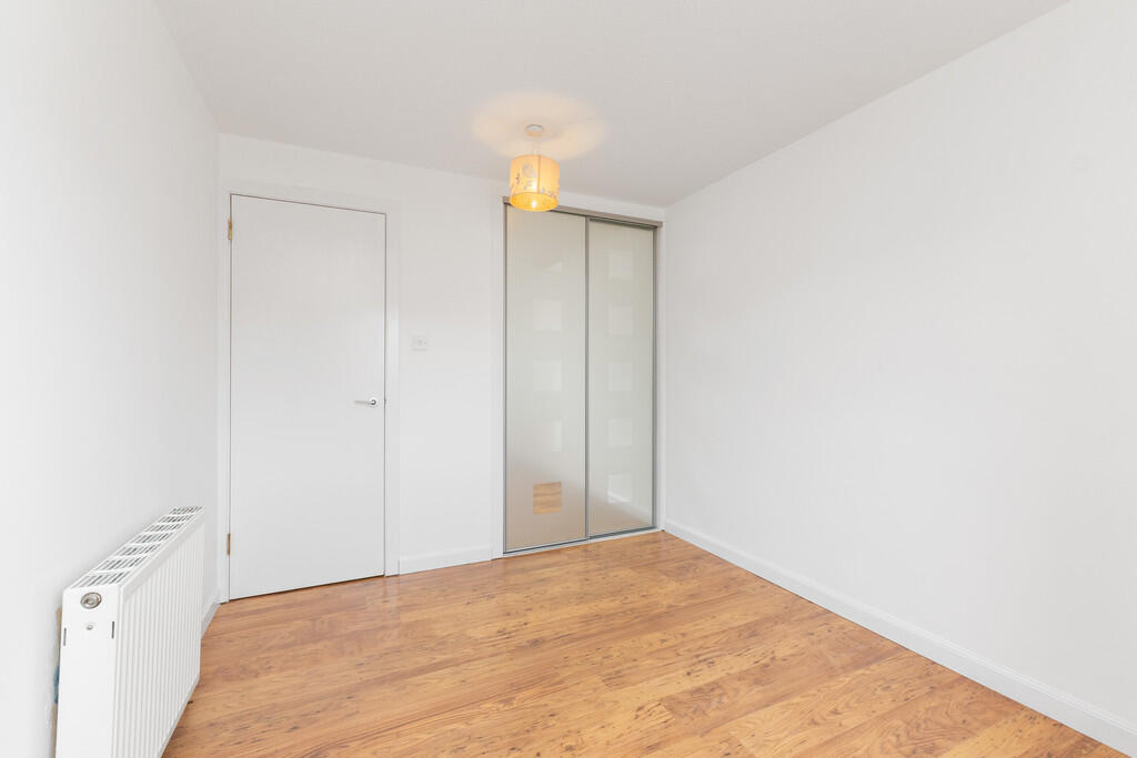 198 Lenzie Avenue...