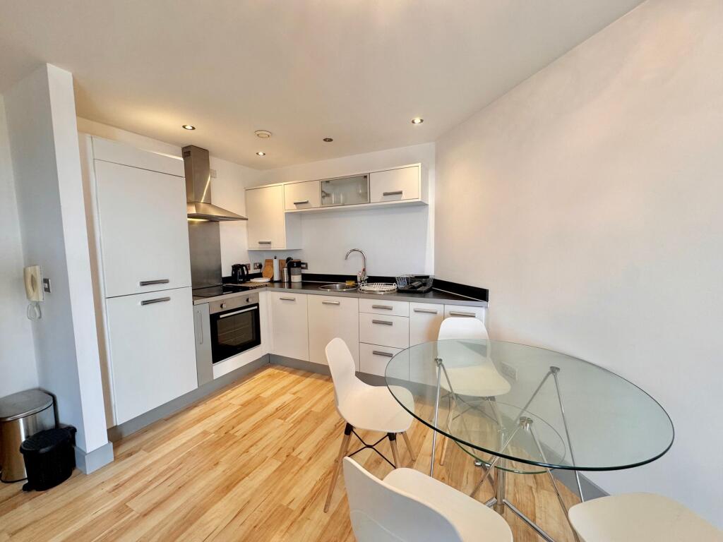 Living Room &amp; Kitchen