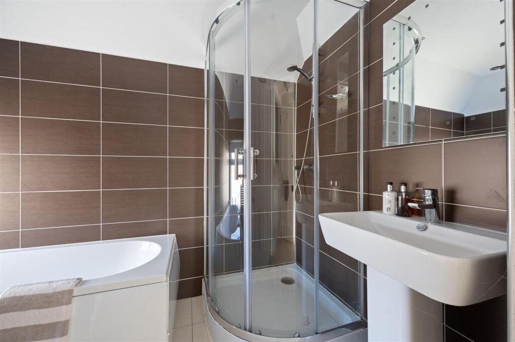 35 Halbeath Road 016.JPG