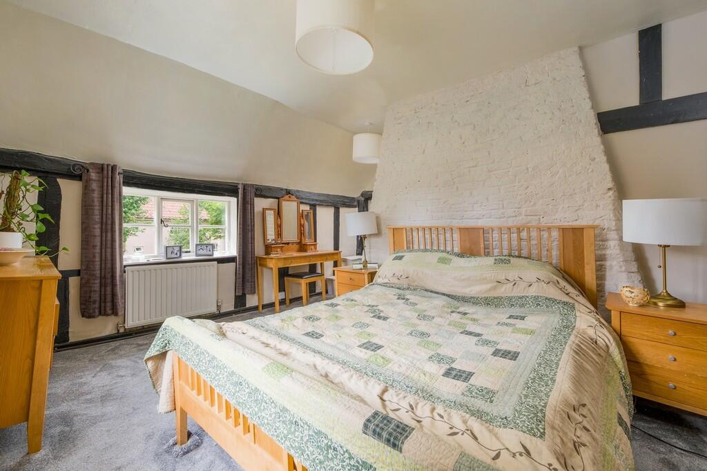 144px-Willow Cott...