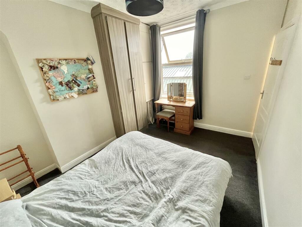 Bedroom 1 Aspect 2