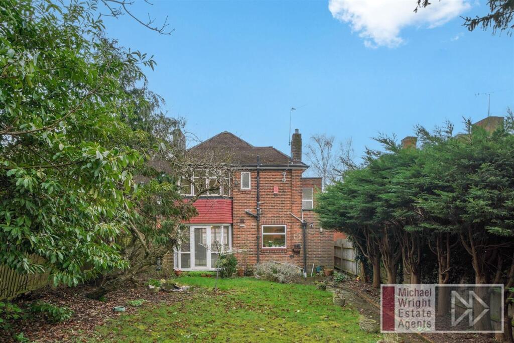 REAR ELEVATION OF PROPERTY: