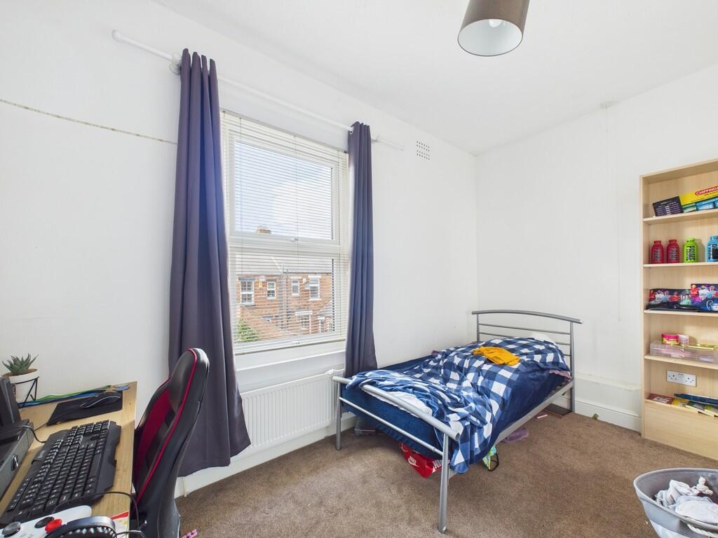 CAM01835G0-PR0175...